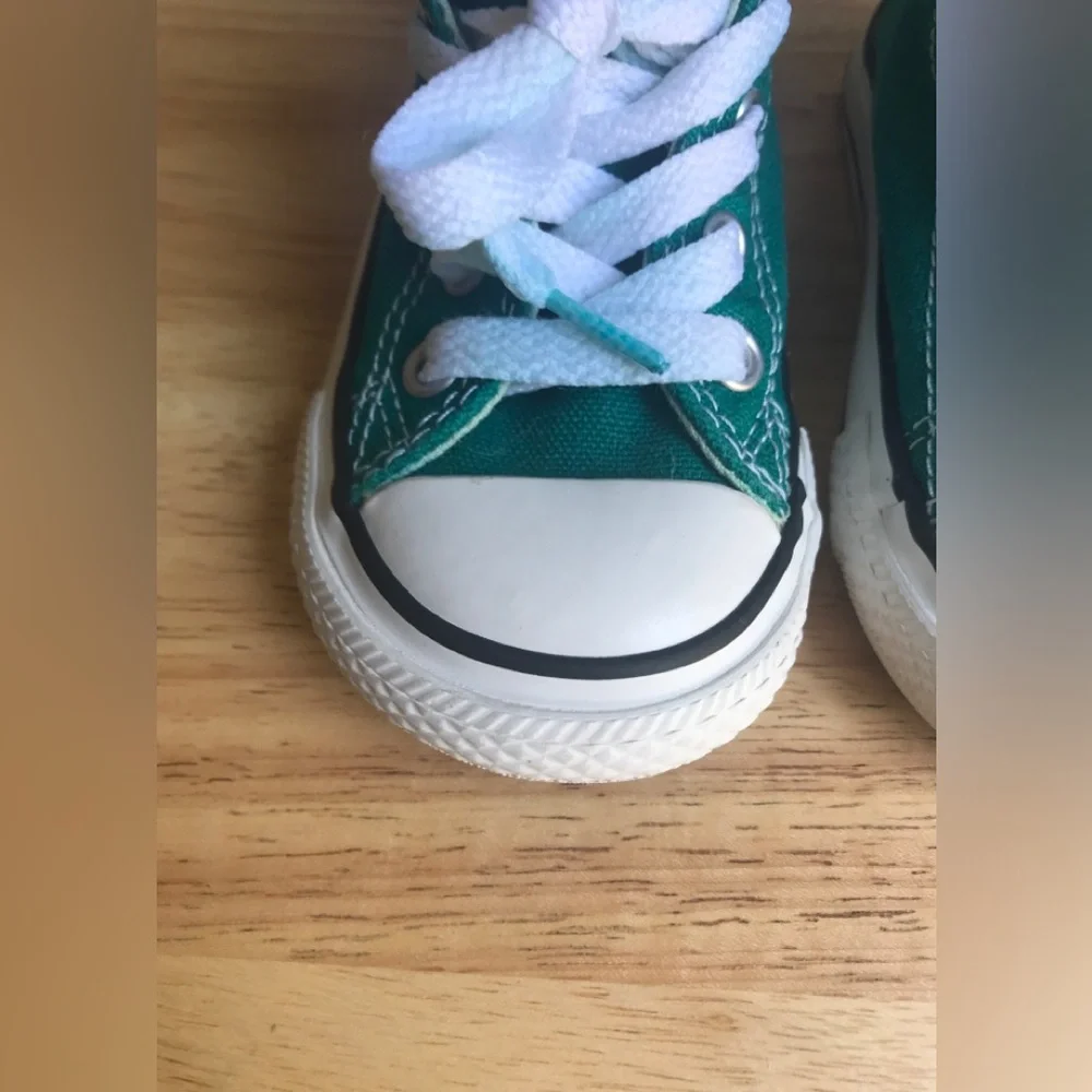 Converse Chuck Taylor Ox Low Sneaker Green Size: US Toddler 6 EUR 22 CM 13
